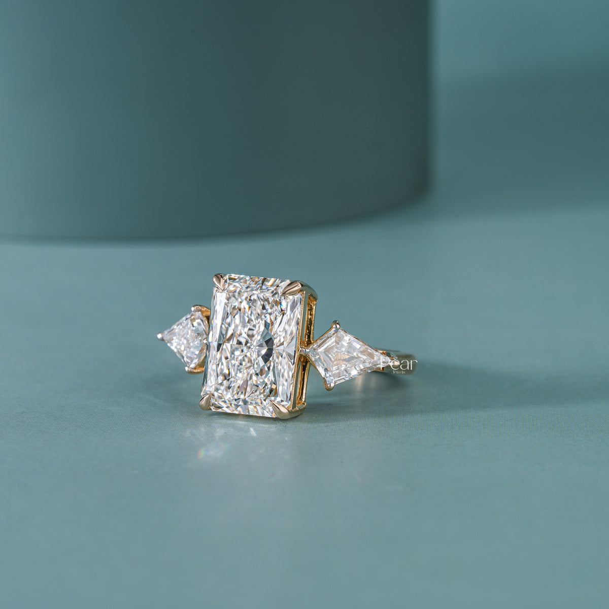 5CT Radiant Lab-Grown Diamond Three-Stone Ring with Kite Side Diamonds IGI Certified