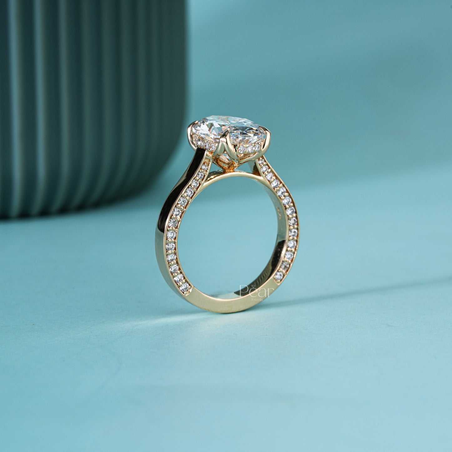 Oval Tulip Prong Pavé Band Cathedral Lab-Grown Diamond Ring – 3.00 CT, E Colour, VVS2