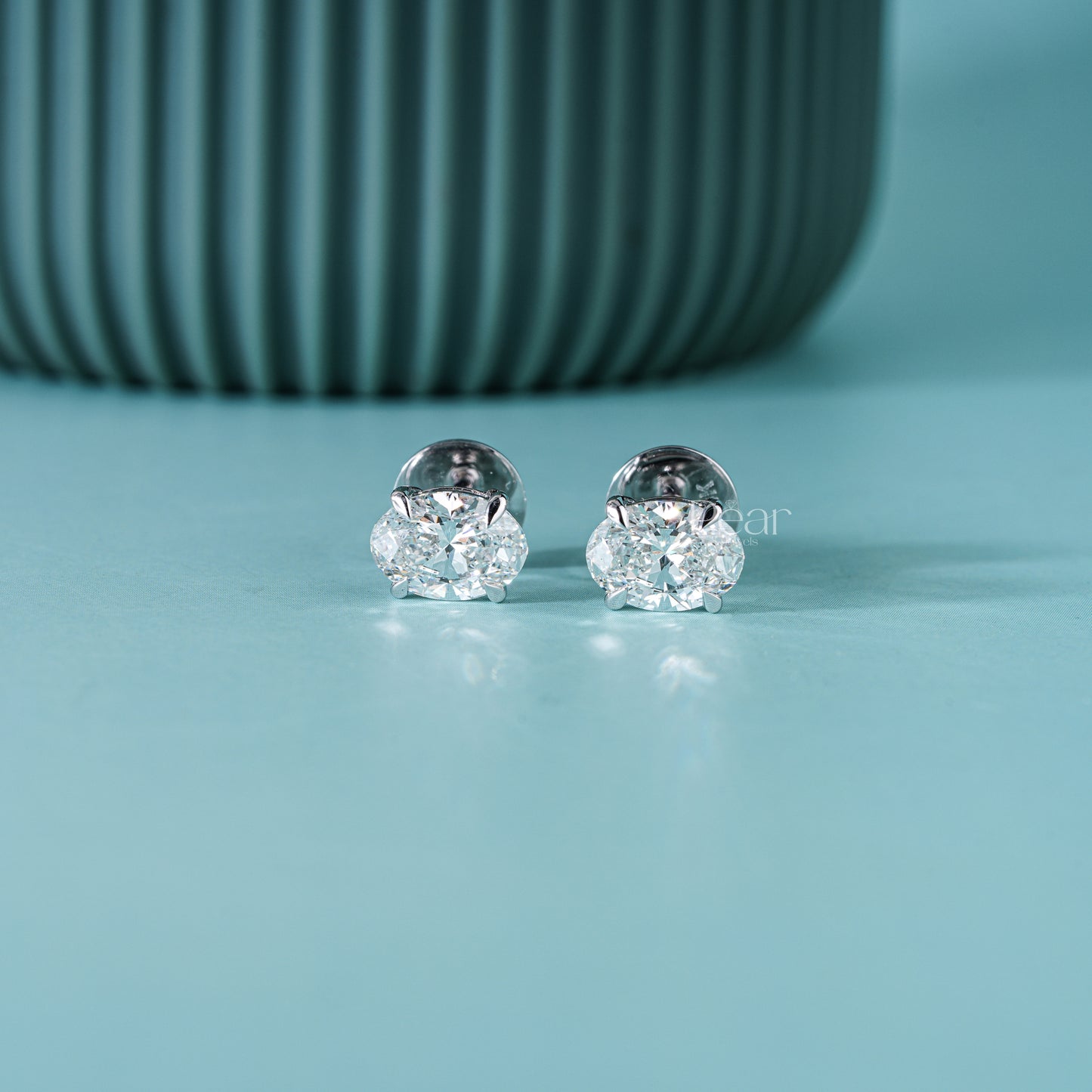 Oval Lab-Grown Diamond Stud Earrings – 2.00 TCW, E Colour, VVS2 Clarity