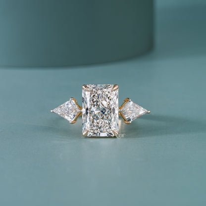 5CT Radiant Lab-Grown Diamond Three-Stone Ring with Kite Side Diamonds IGI Certified