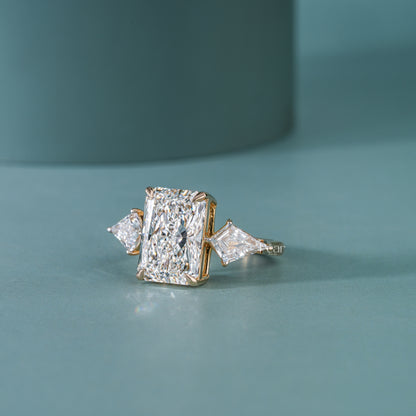 5CT Radiant Lab-Grown Diamond Three-Stone Ring with Kite Side Diamonds IGI Certified