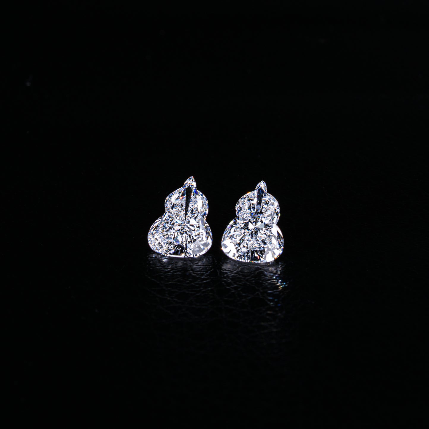Fancy Shape Diamond Pair - Pear Jewels