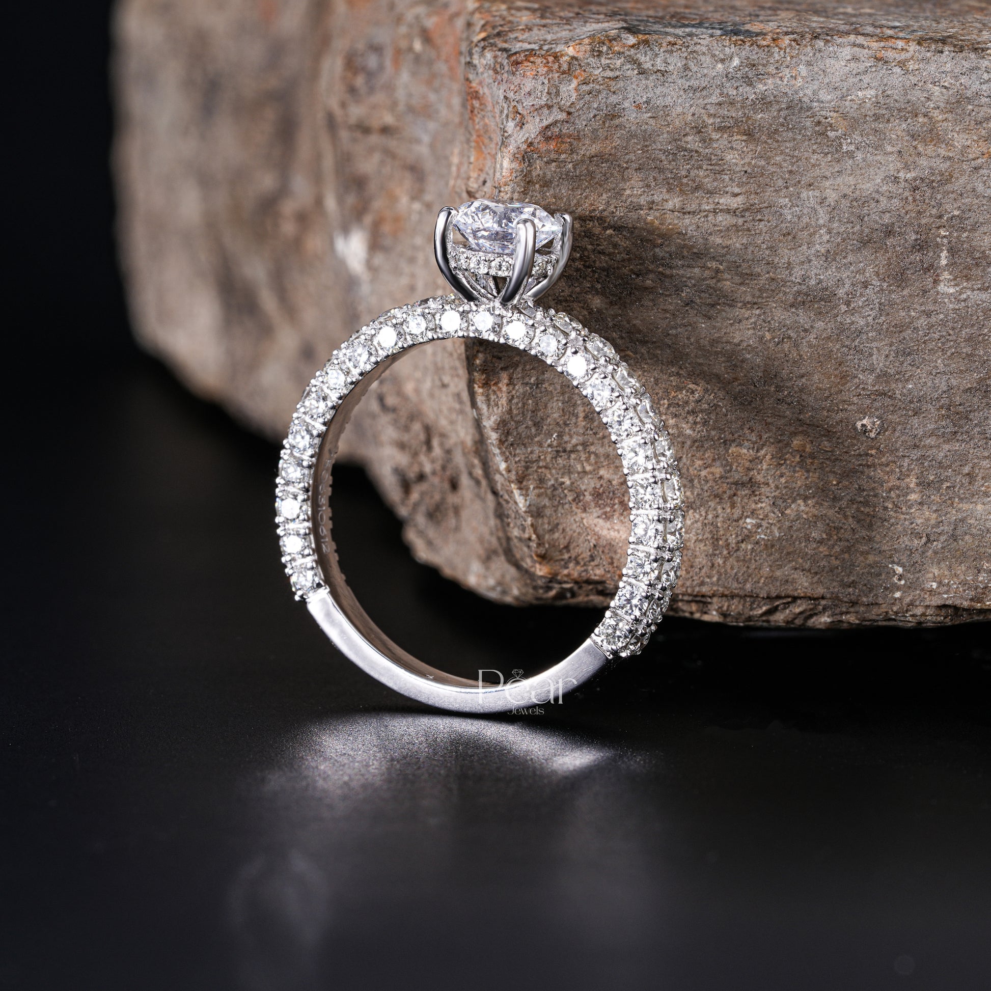 0.75Ct Hidden Halo Round Lab Grown Engagement Ring - Pear Jewels