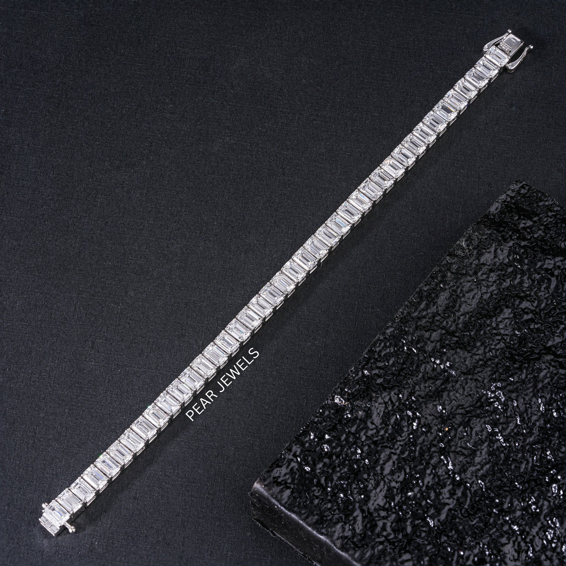 0.7ct Emerald Tennis Labgrown Diamond Bracelet - PearJewels Australia