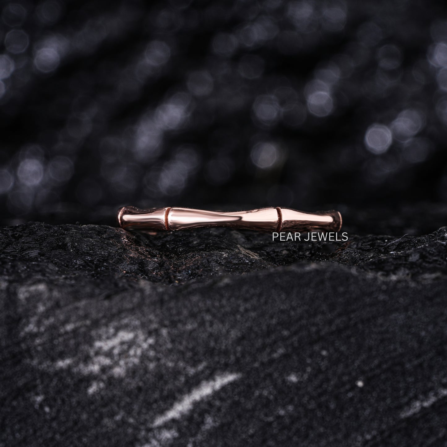 Bamboo Style Plain Gold Band Ring - Pear Jewels