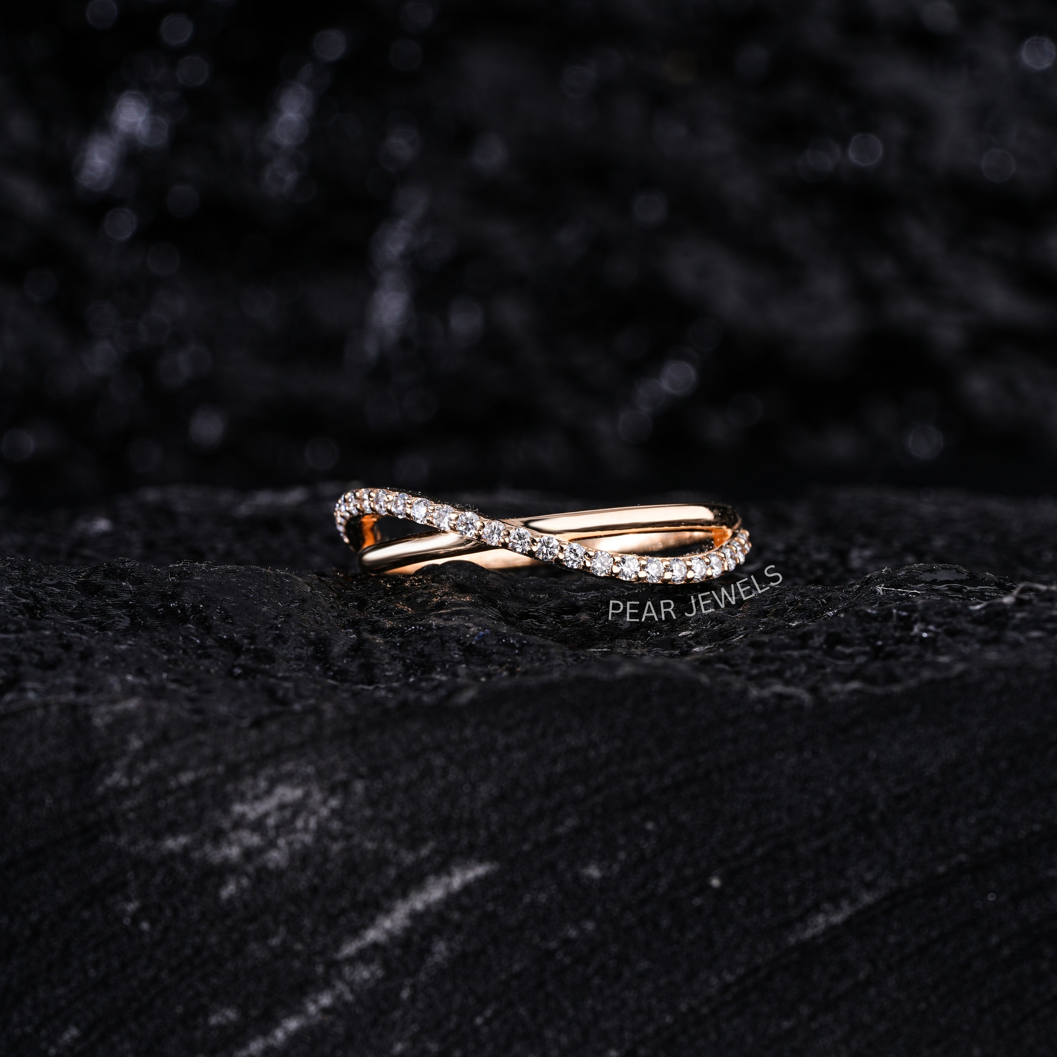 Crossover Round Lab Diamond Wedding Ring - Pear Jewels