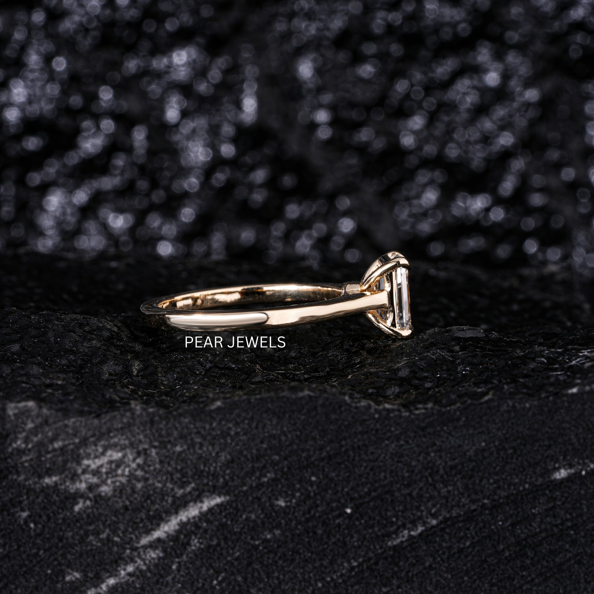 1.5ct Emerald Solitaire Labgrown Diamond Ring - Pear Jewels