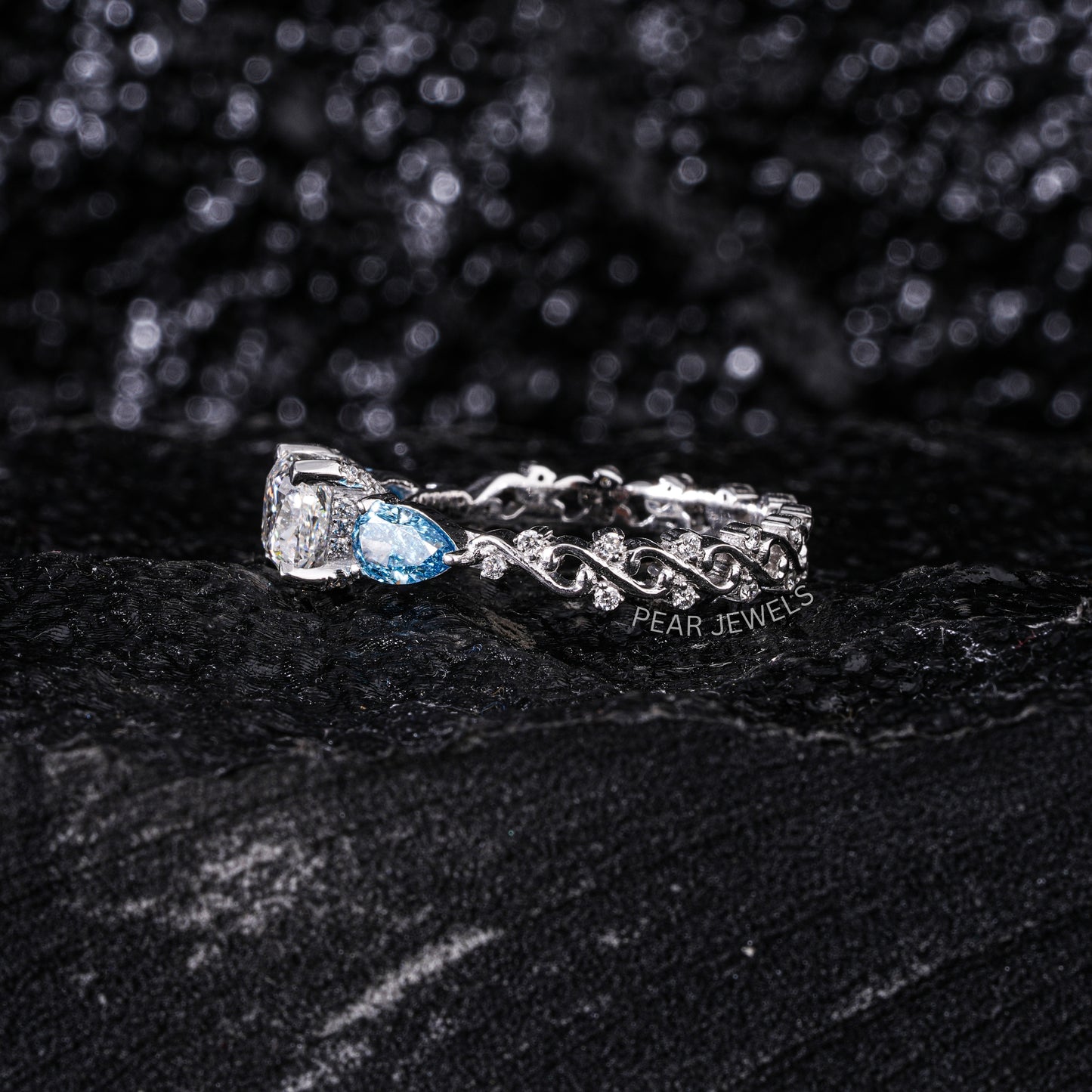 1.00Ct Cushion & Pear Fancy Labgrown Diamond Ring - Pear Jewels