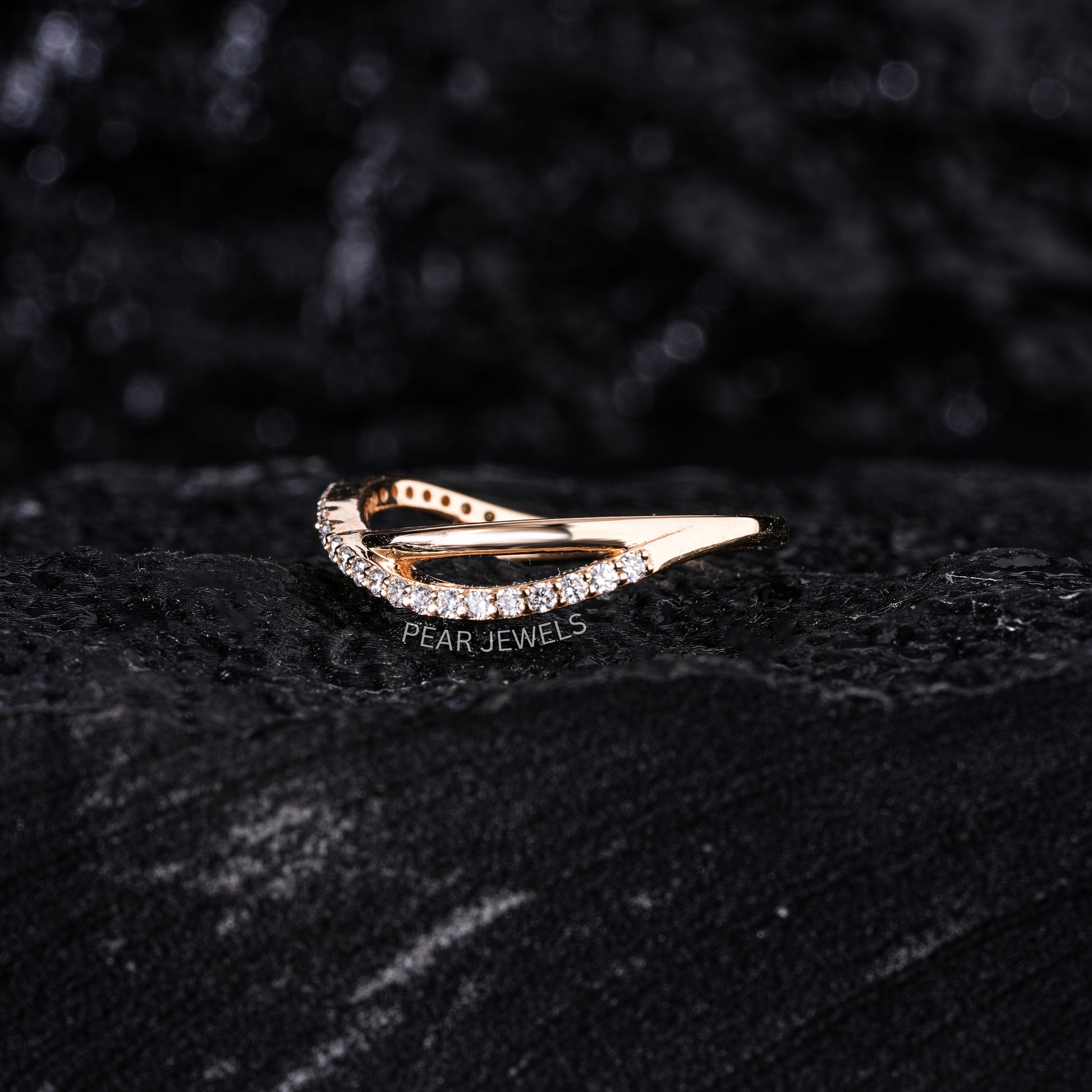 Crossover Round Lab Diamond Wedding Ring - Pear Jewels