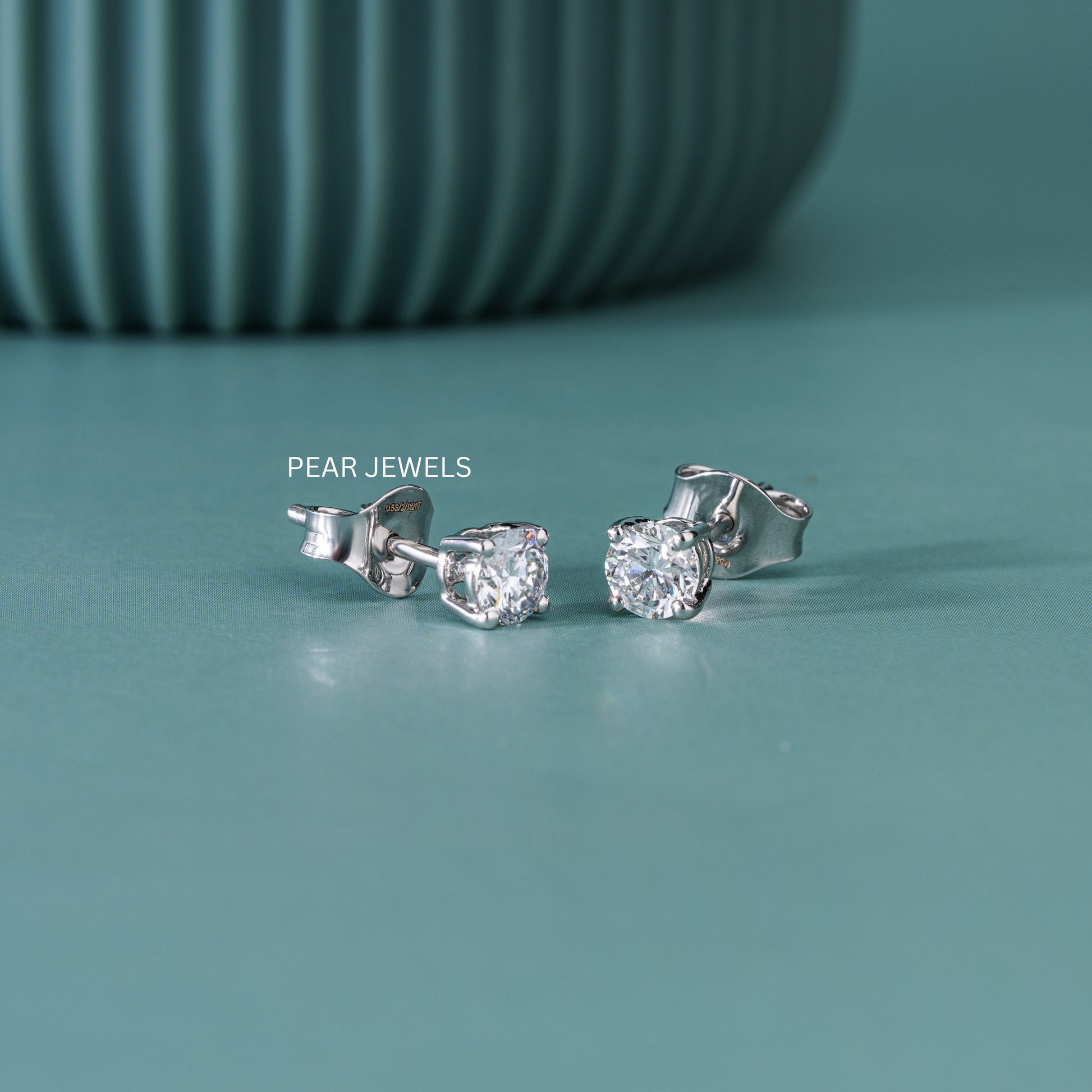0.25ct Round Labgrown Diamonds Studs - Pear Jewels