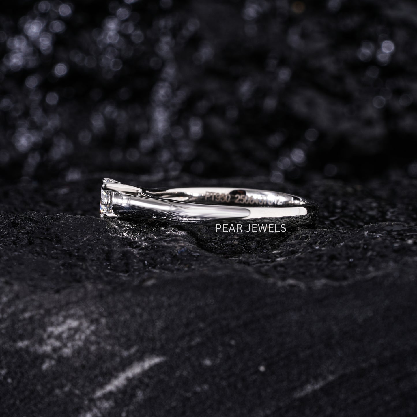 0.5Ct Round Fancy Solitaire Labgrown Diamond Ring - Pear Jewels