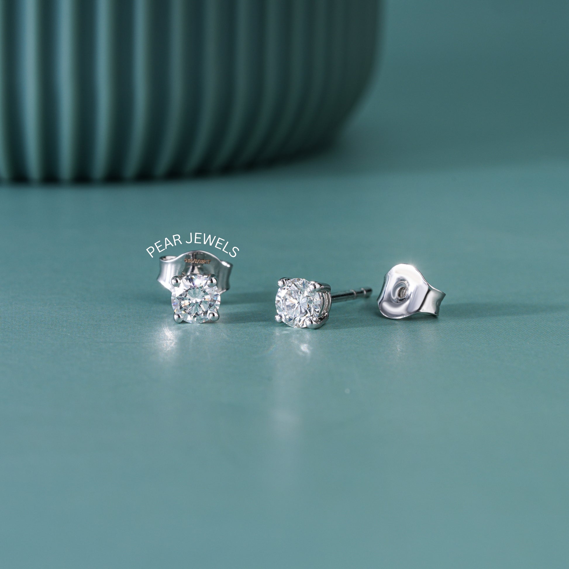 0.25ct Round Labgrown Diamonds Studs - Pear Jewels