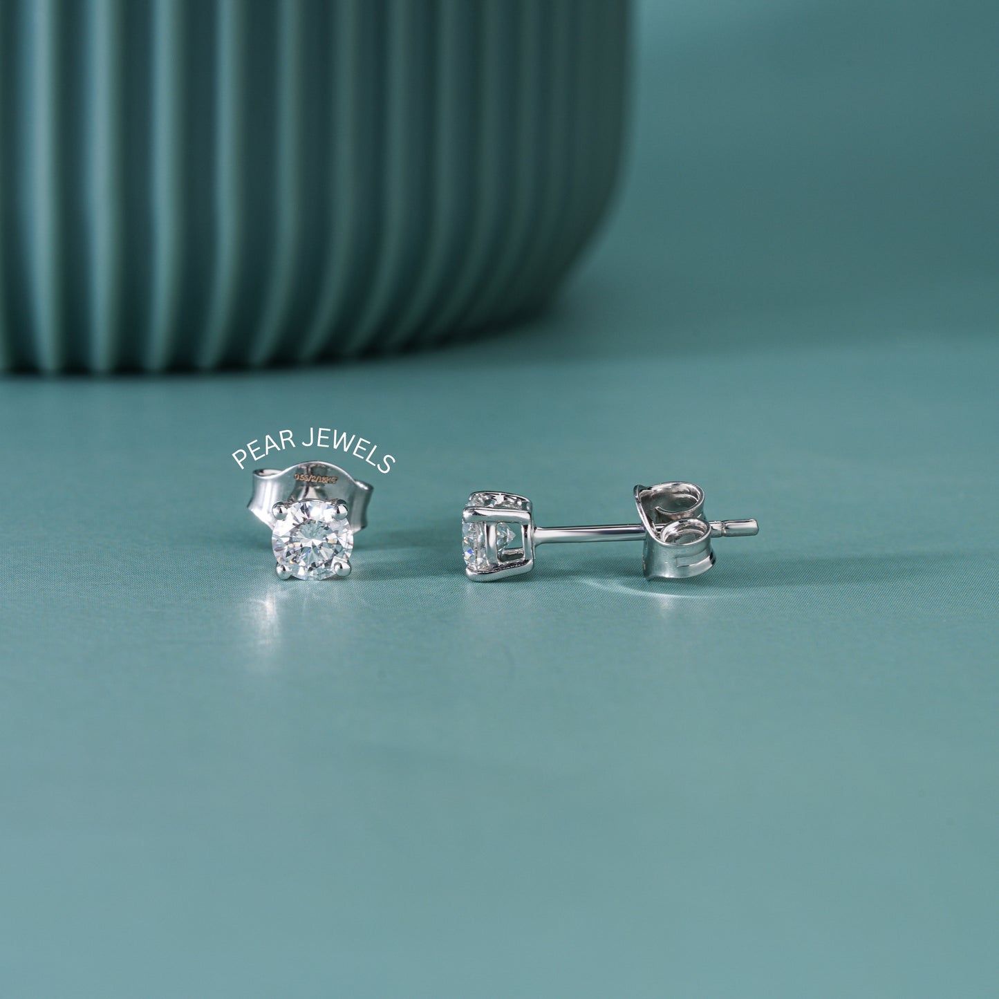 0.25ct Round Labgrown Diamonds Studs - Pear Jewels