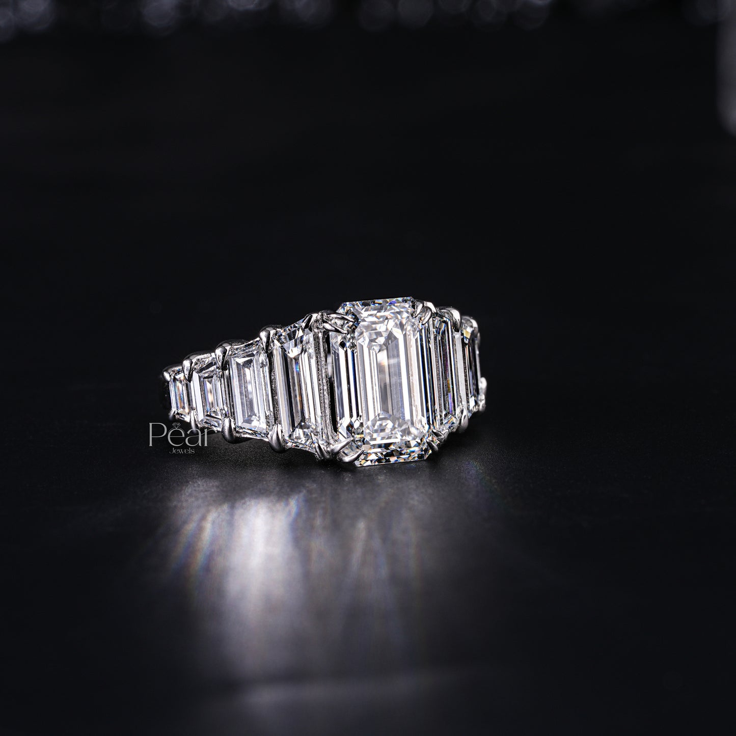 3.0Ct Emerald & Trapezoid Labgrown Diamond Ring - Pear Jewels